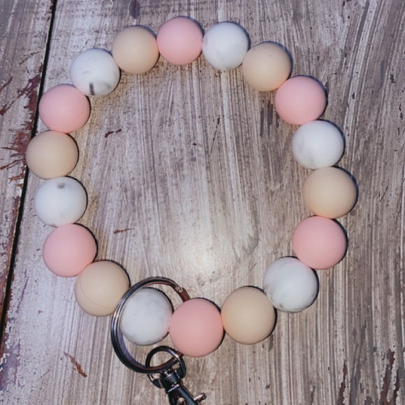 Handmade - Picture 3 of 10